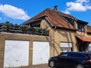 Vermietetes Zweifamilienhaus mit kleiner Gewerbehalle - Gronau (Westfalen)
