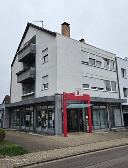 3 Familienhaus mit Apotheke in guter Lage - Sulzbach (Saar)