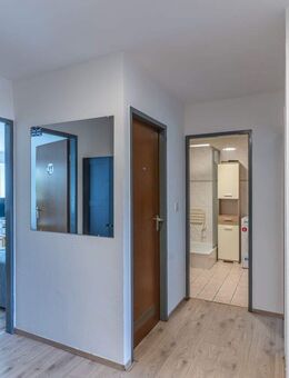 Charmante 2-Zimmer-Wohnung mit Balkon und Stellplatz in Fürstenfeldbruck - sofort bezugsfrei - Fürstenfeldbruck