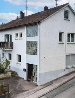Großzügiges Wohnhaus mit Ausbau- und Bebauungspotenzial - Bopfingen