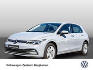 VW Golf VIII 2.0 LIFE ALU NAVI SITZHEIZUNG DAB+ USB - Bergkamen