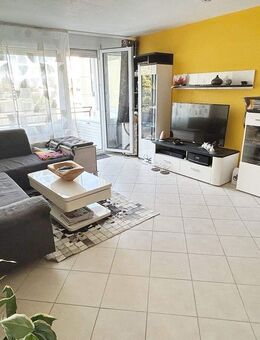 "Stillvolles Wohnen in Ortsrandlage" 3,5 Zimmer-Wohnung mit Einzelgarage in Maichingen - Sindelfingen