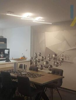 Exklusive Doppelhaushälfte mit 4 Zimmern + Homeoffice, Garten und Doppelgarage - Rohrbach (Bayern)