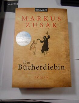 Markus Zusak "Die Bücherdiebin" , dt. Ausgabe 2009, Taschenbuch 587 Seiten - Cottbus