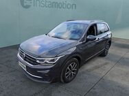 VW Tiguan, 1.4 TSI eHybrid Life, Jahr 2022 - München