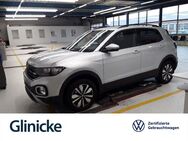 VW T-Cross, 1.0 TSI Move, Jahr 2023 - Kassel