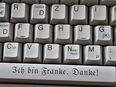 FRÄNKISCHE Tastatur alles verdreht, wie auch die Fränkische UHR ist voll funktionsfähig aber halt alles anders genau anderes in 91217