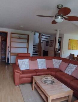Sofort beziehbare exklusive ruhige Maisonettewohnung im Grünen mit TG-Stellplatz - Zell (Aichelberg)