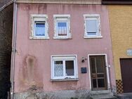 Kleines, renoviertes Einfamilienhaus - Hinzweiler