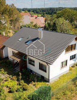 Großzügiges Anwesen mit Baugrundstück in Randlage - Bühlertann