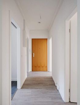 Helle & großzügige 4-Raum-Wohnung mit Balkon - Löbau