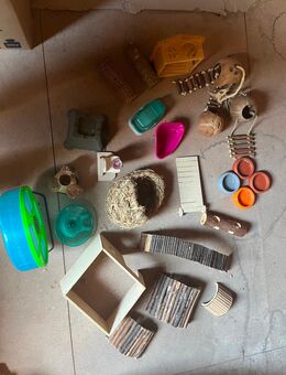 Hamster Zubehör + Käfig - Bad Wildungen Zentrum