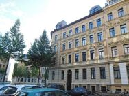 WOHNEN IN GOHLIS! Individuelle 2-Zimmer DG-Whg mit viel Platz und EBK, Bad m. Wanne, AR - Leipzig