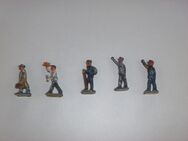 5 Stück Märklin Metall Figuren Bahnsteig / Reisende - Emden