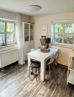 PROVISIONSFREI - Sehr schöne und ruhig gelegene 1,5-Zimmer-Souterrain-Wohnung (ca. 39 m²) mit Terrasse und Stellplatz in Forchheim - Forchheim (Bayern)