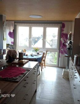 Charmantes Mehrfamilienhaus mit drei Wohneinheiten auf weitläufigem Grundstück - Aarbergen