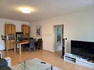 Top!! Gepflegte 4-Zimmer-Wohnung mit Stellplatz, Einbauküche und Loggia - Frankfurt (Main)