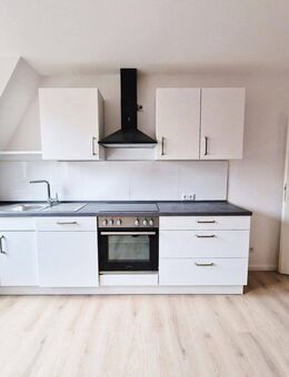 Himbergen - Sehr schöne 4 Zimmer DG Wohnung ab sofort zu vermieten - Himbergen
