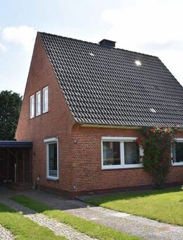 Gemütliches Einfamilienhaus mit schönem Garten - Leck