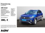 VW T-Cross, 1.0 TSI Life, Jahr 2020 - Hildesheim