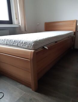 Bett mit Matratze - Lüdenscheid