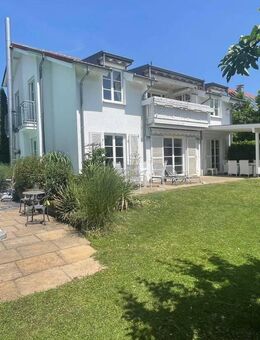 Architektenhaus mit Gartenparadies und Außenpool - Süßen