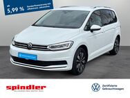 VW Touran, 1.5 TSI Move, Jahr 2024 - Kitzingen