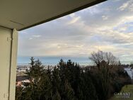 Über den Dächern von Friedrichshafen...mit Blick auf den Bodensee - Friedrichshafen