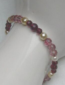 Armband Kristallperlen in violett und Perlen - Stemmen