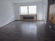 Sofort bezufertige attraktive 3-Zimmer-Wohnung mit Balkon, Stellplatz und Kellerraum - Darmstadt