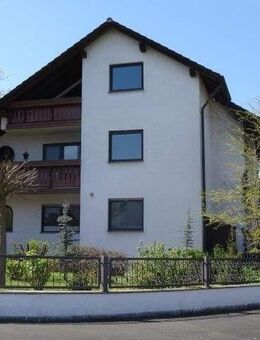 Viel Platz für die ganze Familie! Garten, Terrasse, Balkon, Einbauküche...... - Höchstadt (Aisch)