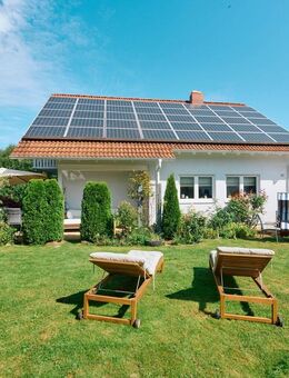 Familien(t)raum mit Einliegerwohnung, Gartenidylle & PV-Anlage in Horb-Altheim - Horb (Neckar)