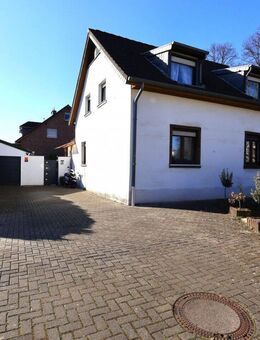 Viel Platz für die Großfamilie - 1-2 Familienhaus - Düsseldorf
