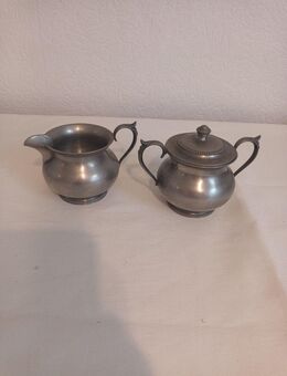 Zuckertopf mit Deckel und Milchkännchen aus Zinn aus Frankreich ca. 7 cm hoch - Essen