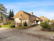Großzügiges Einfamilienhaus mit Garten und Gestaltungsmöglichkeiten - Karlsruhe