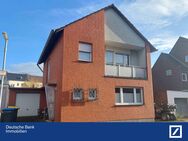 Für Familien: Haus mit 4 Schlafzimmern in Kenten citynah, teilrenoviert. schöner Garten mit Pool - Bergheim (Nordrhein-Westfalen)