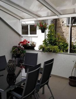 schöne 3,5 Zi. Maisonette-Wohnung im Hinterhaus mit schönem, kleinen Garten in Bruchsal zu verkaufen - Bruchsal