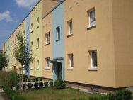 1-Raum-Wohnung - Balkon / Wanne - Schmölln