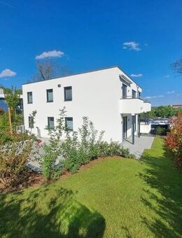 Komfortables WOHNEN mit großen Terrassen und Weitblick - Starnberg