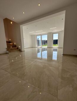 Stilvoll saniertes Reihenhaus - familienfreundlich & großzügig wohnen - Lauingen (Donau)