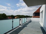 Traumhaft schönes Penthouse mit 64 m² Terrasse in einem exklusiven Schleußiger Neubau! - Leipzig