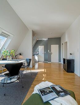 SCHICK MIT SKYLINEBLICK ... Dachgeschoss mit toller Ausstattung - Frankfurt (Main)