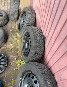 4 Stück Winterkompletträder auf Stahlfelge 205 - 60 R16 - 92 H incl 4 NEUE Radabdeckungen 16 Zoll sowie 2 gebrauchte - Frankfurt (Main) Sossenheim