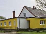 2 Häuser Grundstück für 3 Familien in Brandenburg. Berlin Umland. Einfamilienhaus, Werkstatt, Garage - Heideblick