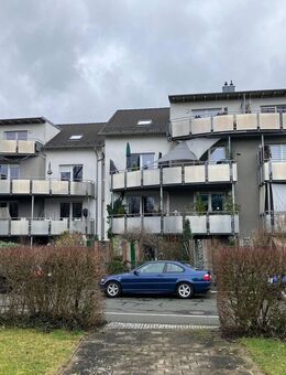 Moderne Etagenwohnung mit schönem Balkon in Lauf! - Lauf (Pegnitz)