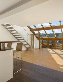 Exklusives Reihenmittelhaus mit Panoramablick und Einliegeroption in Hofheim-Lorsbach - Hofheim (Taunus)