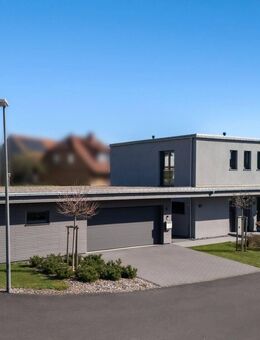 Weg von Lärm & Hektik: Exklusives Effizienzhaus A+ mit Weitblick und 207 m² Wohlfühlfläche - Zeitlofs
