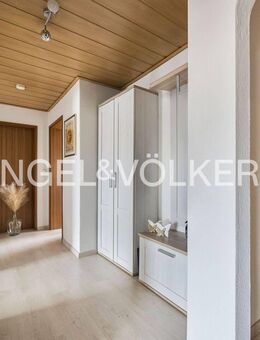 Renoviertes Zweifamilienhaus zur Eigennutzung oder Kapitalanlage - Heideck