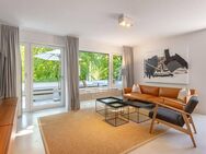 Soeben sanierte, möblierte 2-Zimmer-Wohnung mit zwei Balkonen in begehrter Lage - München