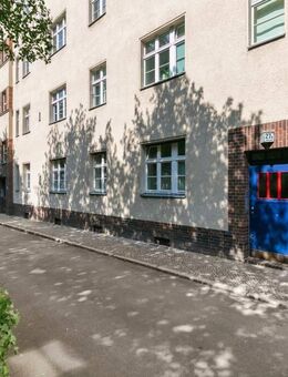 Vermiete Charmante Altbau-Wohnung mit 3-Zimmer in ruhiger, verkehrsgünstiger Lage in Prenzlauer Berg - Berlin